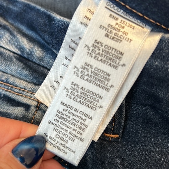 Good American Good Leg Crop Jean - Picture 8 of 8